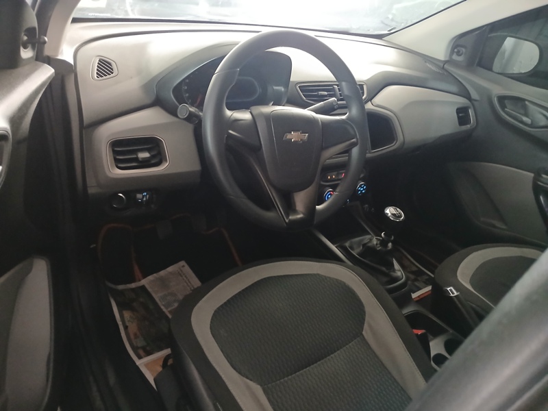 GM - Chevrolet ONIX HATCH LS 1.0 8V FlexPower 5p Mec.