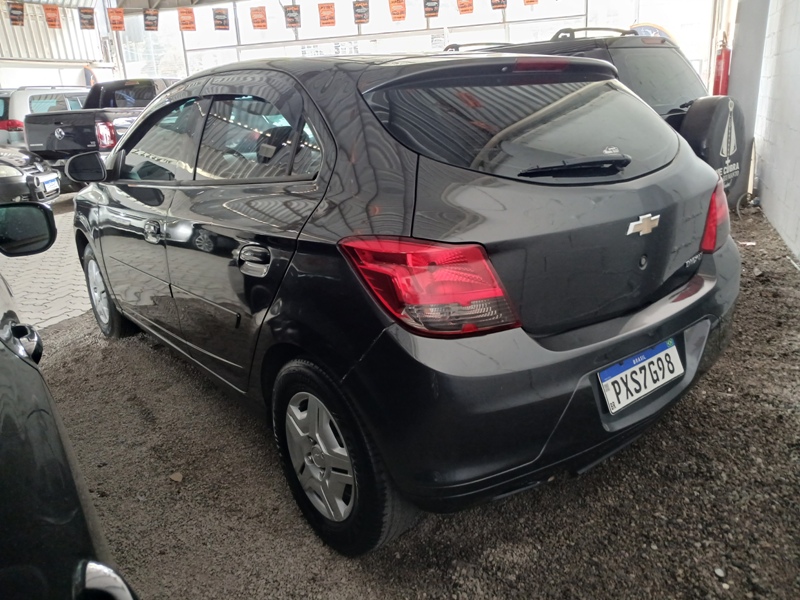 GM - Chevrolet ONIX HATCH LS 1.0 8V FlexPower 5p Mec.