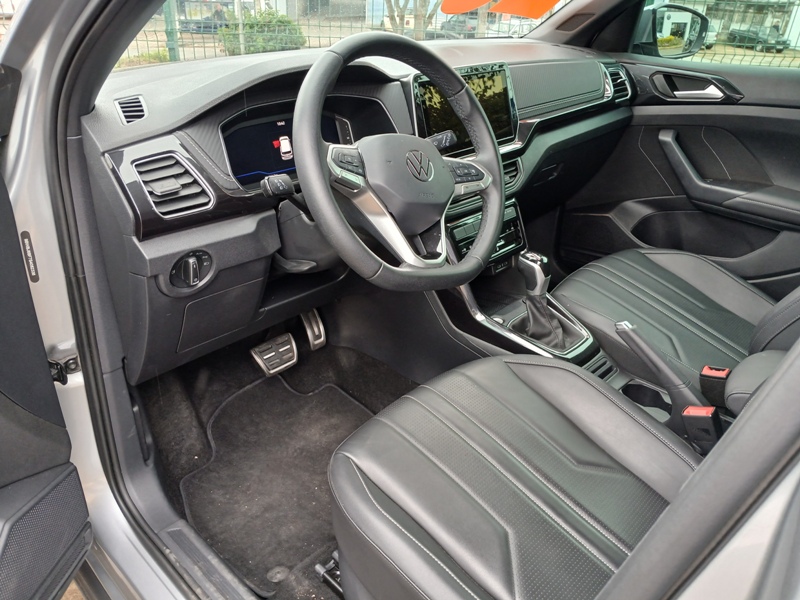 VW - VolksWagen T-Cross TSI