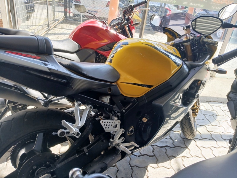 SUZUKI GSX-R 1000