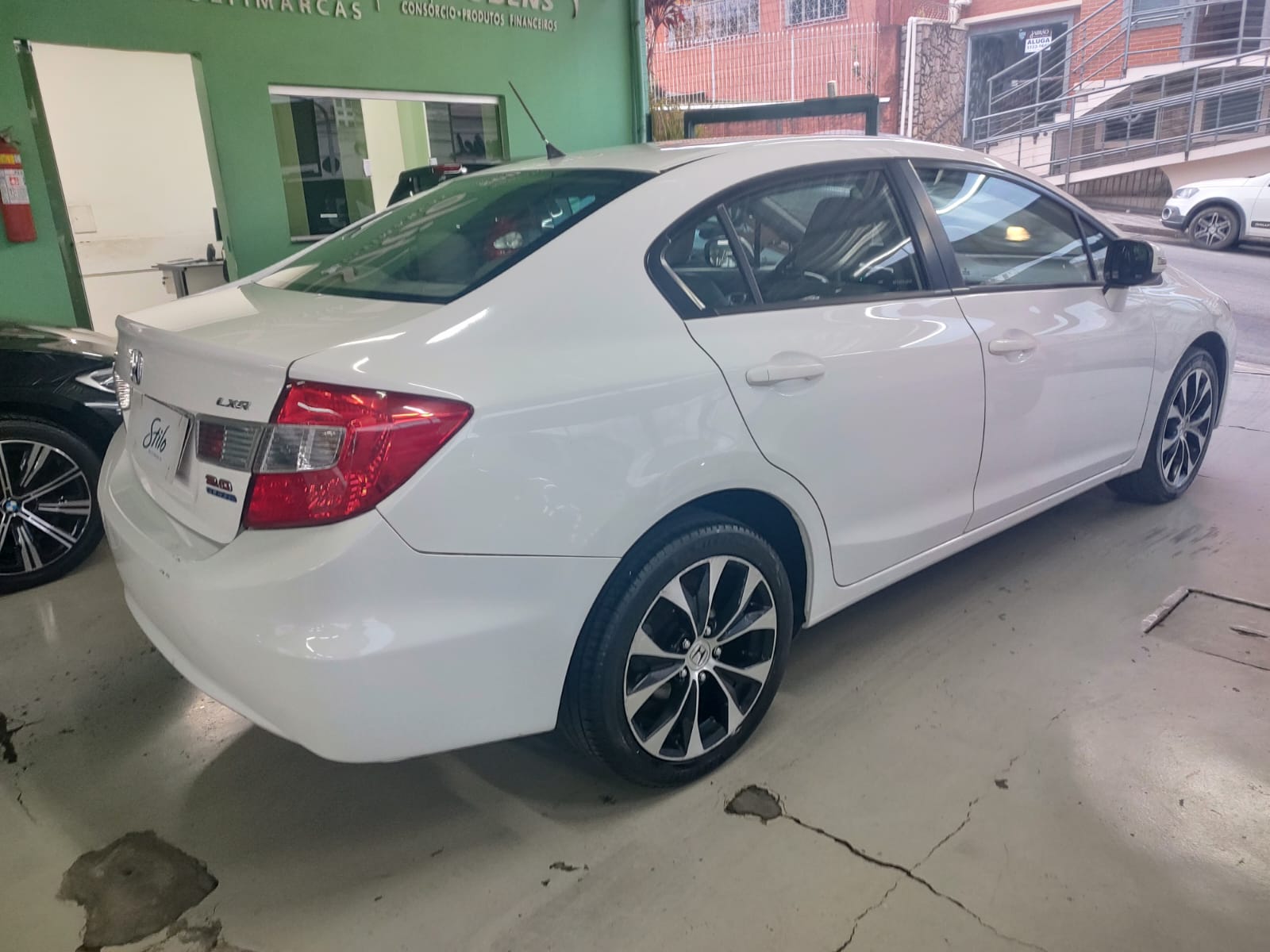 Honda Civic LXR