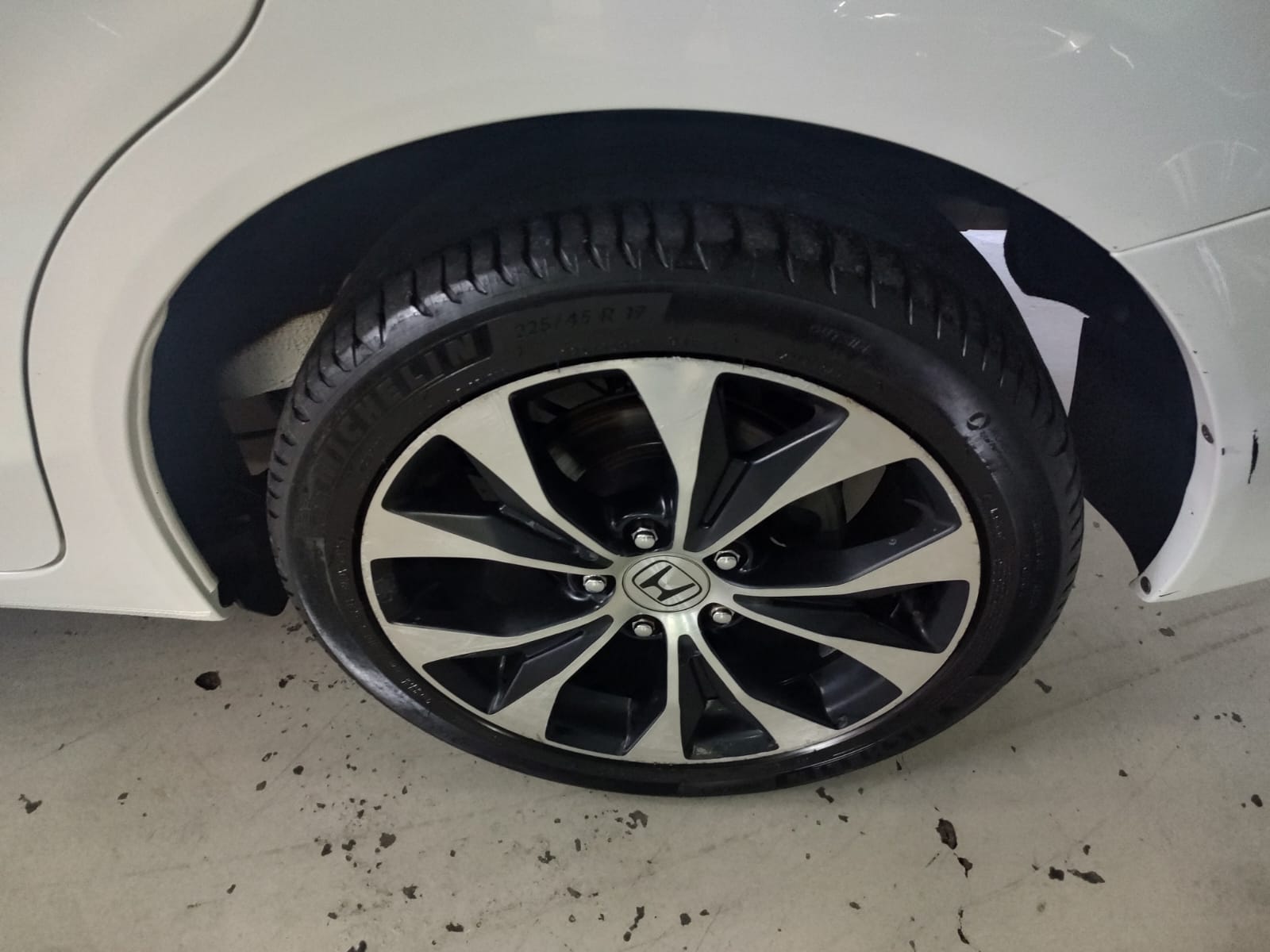 Honda Civic LXR