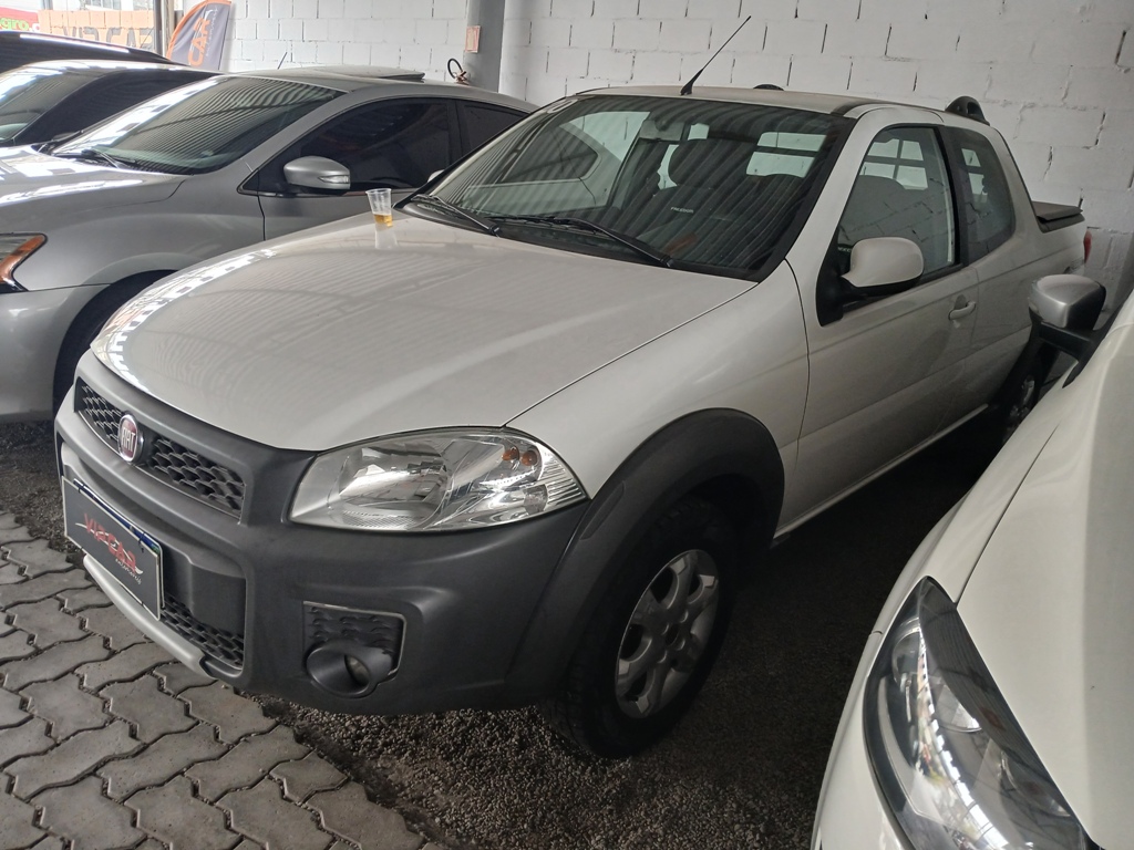 Fiat Strada Freedom 1.4 Flex 8V CD