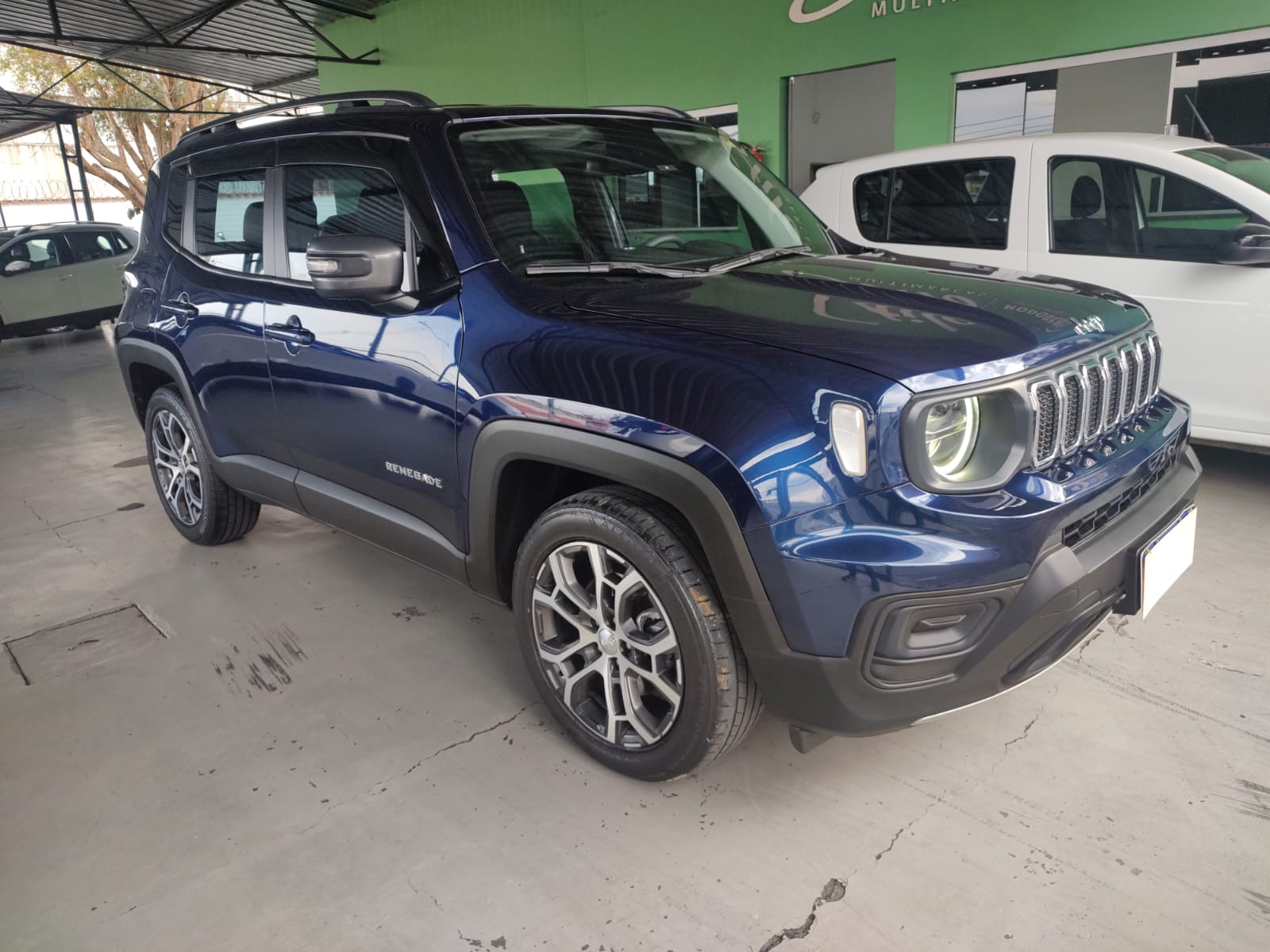 Jeep Renegade Longitude 1.8 4x2 Flex 16V Aut.	