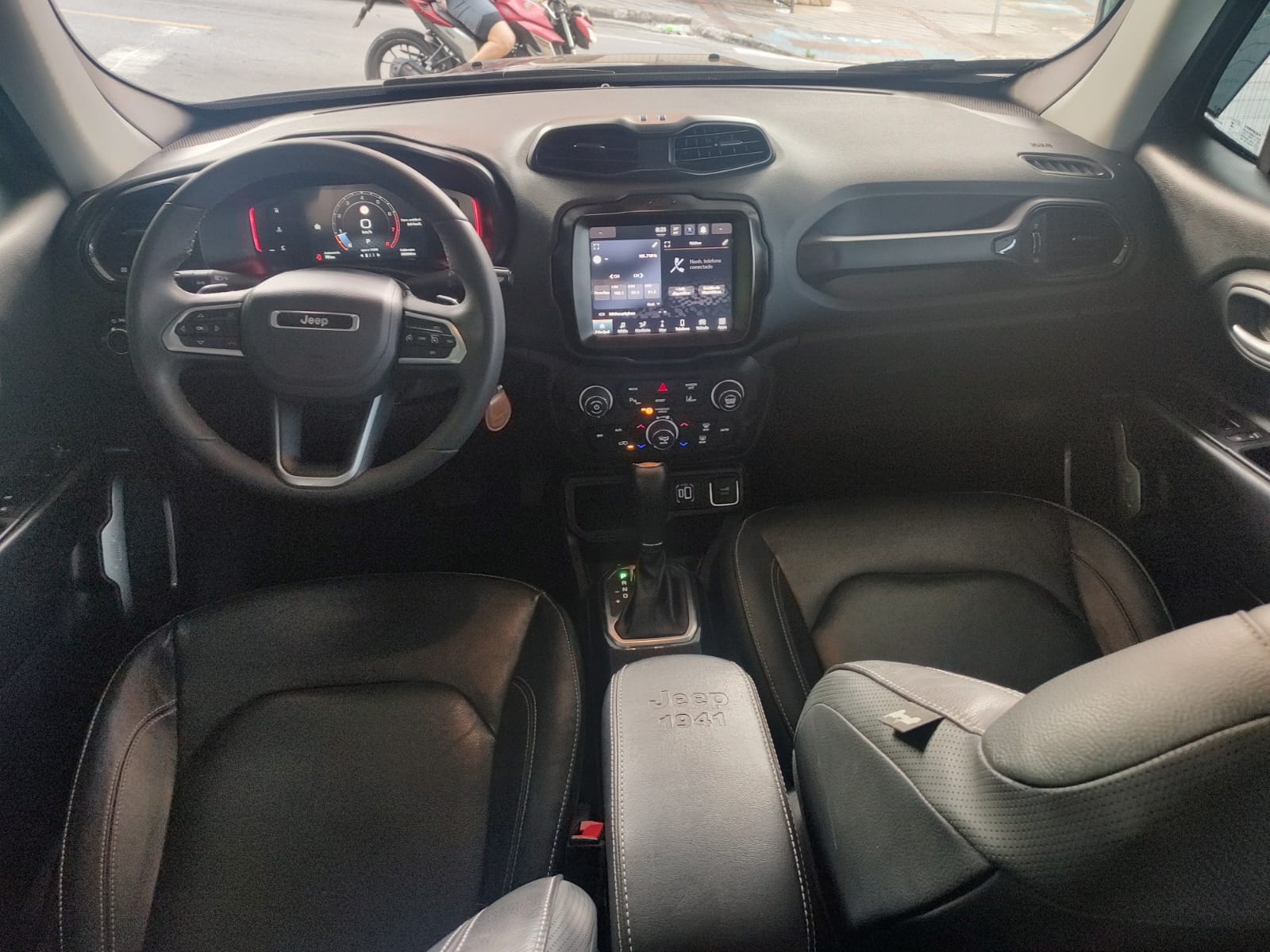 Jeep Renegade Longitude 1.8 4x2 Flex 16V Aut.