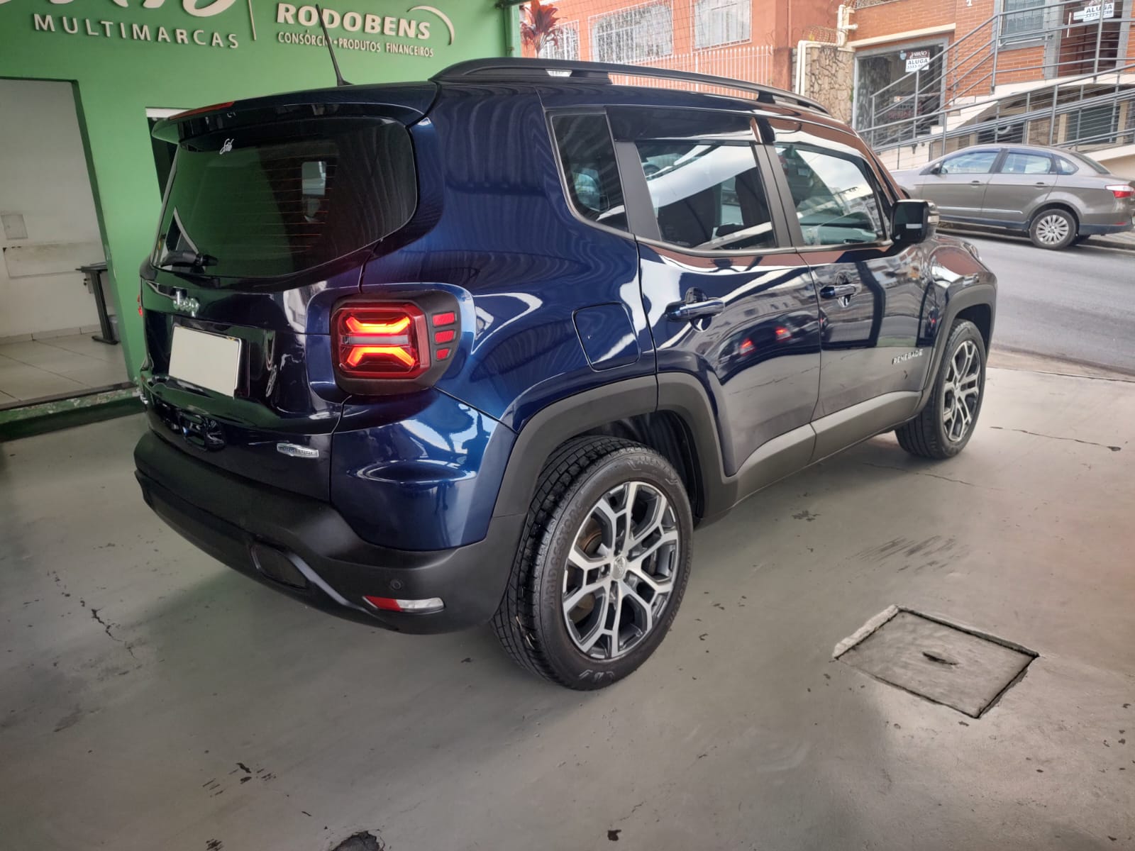 Jeep Renegade Longitude 1.8 4x2 Flex 16V Aut.