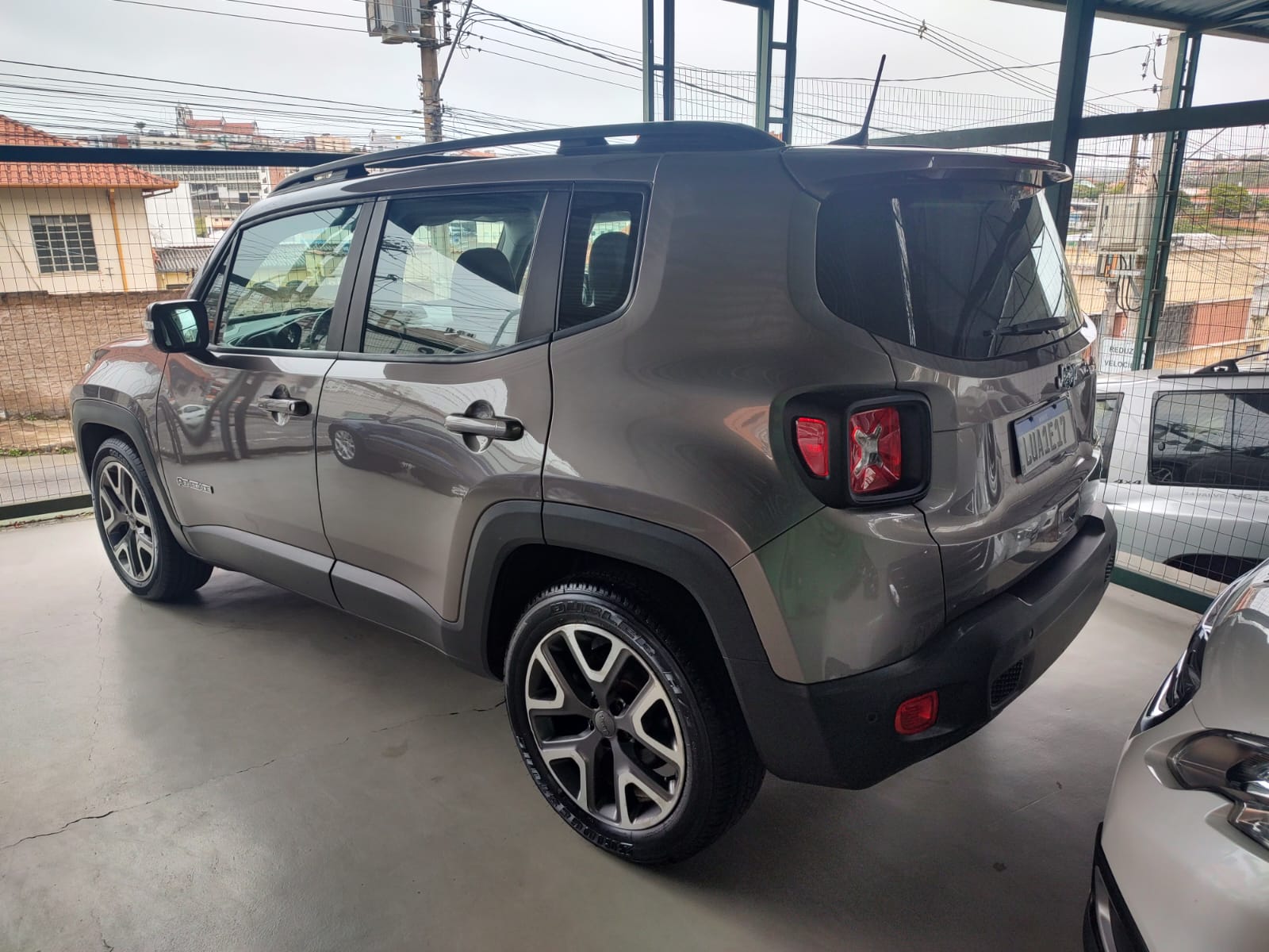 Jeep Renegade Longitude 1.8 4x2 Flex 16V Aut.