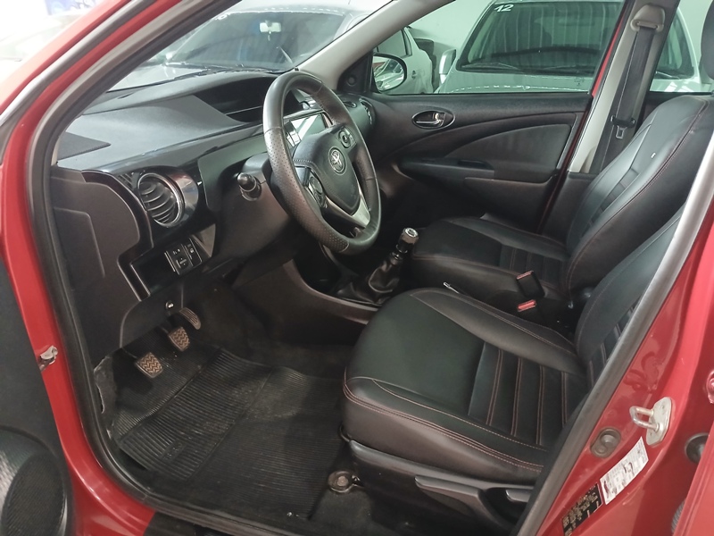 Toyota ETIOS XS Sedan1.5 Flex 16V 4p Mec.