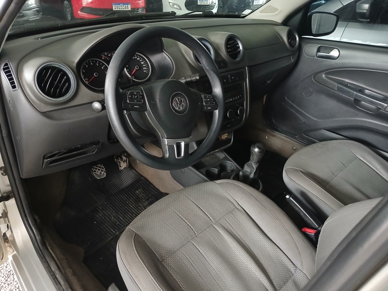 VW - VolksWagen Voyage Confortline 1.6
