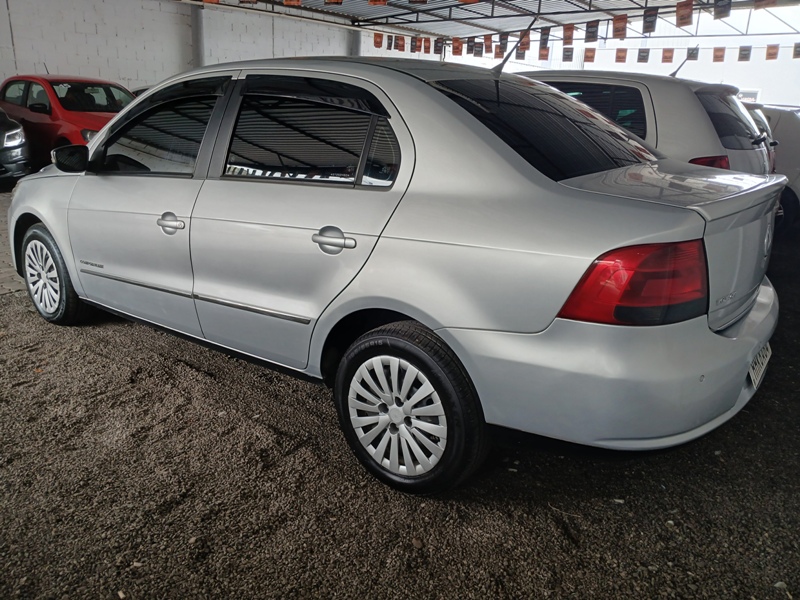VW - VolksWagen Voyage Confortline 1.6
