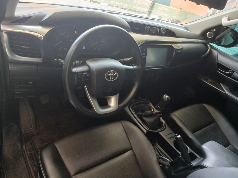 Toyota Hilux CD SRV 4x4 2.7 Flex 16V Aut.